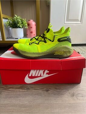 Under Armour Curry 6 Men's Coy Fish 3020612-302 Size 10